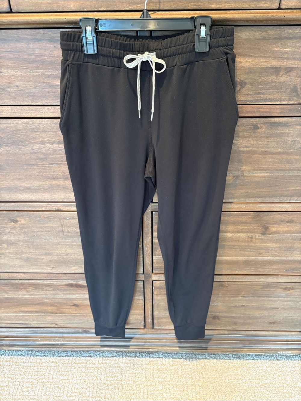 Women’s Vuori performance jogger